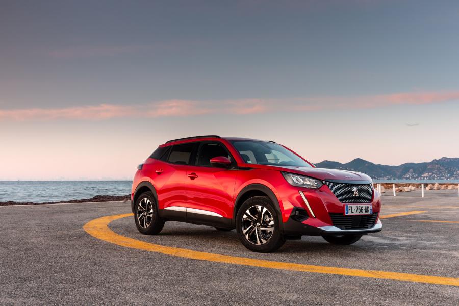  Peugeot 2008 2019 года  (WW) (фото 21 из 42)
